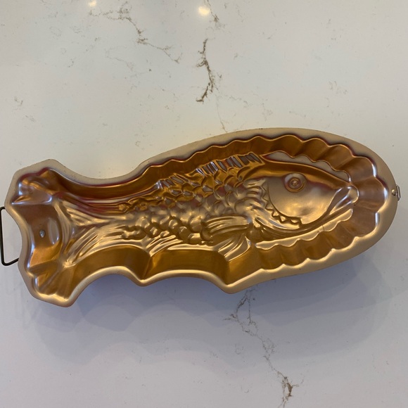 Vintage Copper Fish Mold - Picture 5 of 8